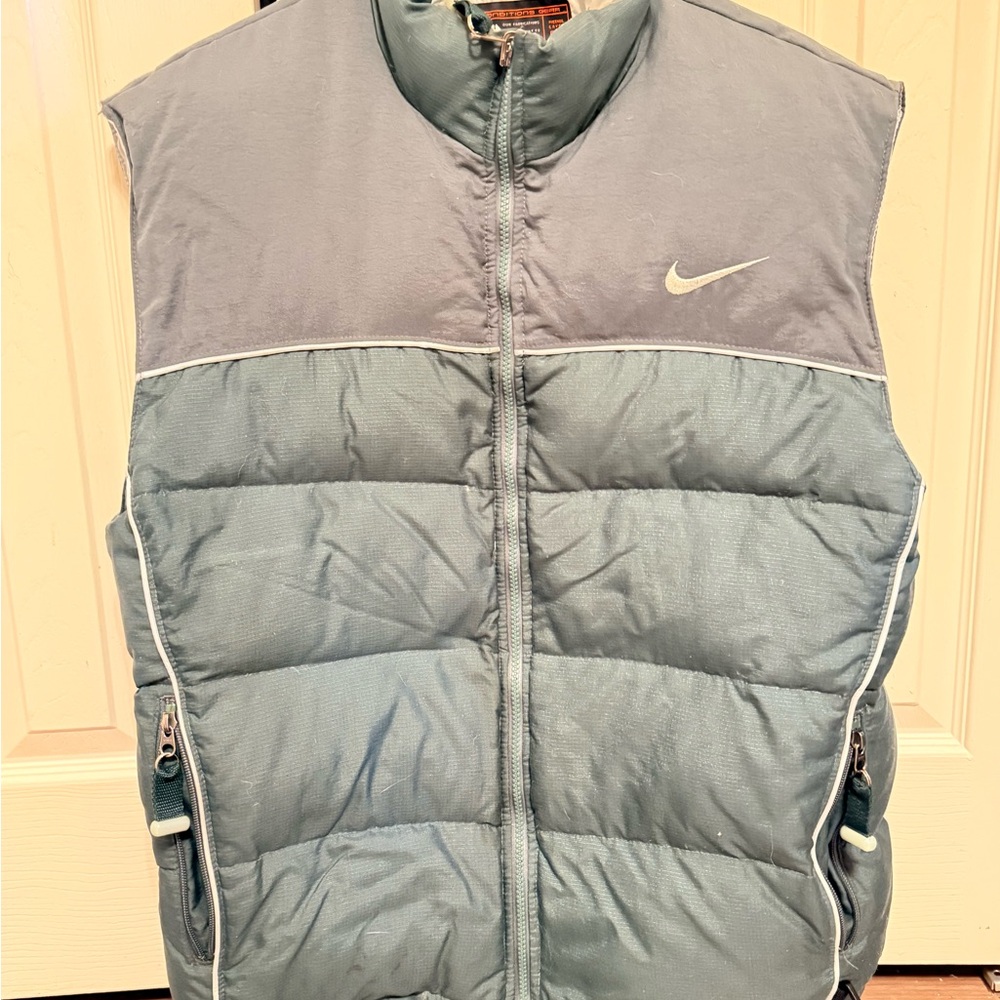 Nike ACG Vintage 90s/y2k Men's Gray and green Puffer Vest
